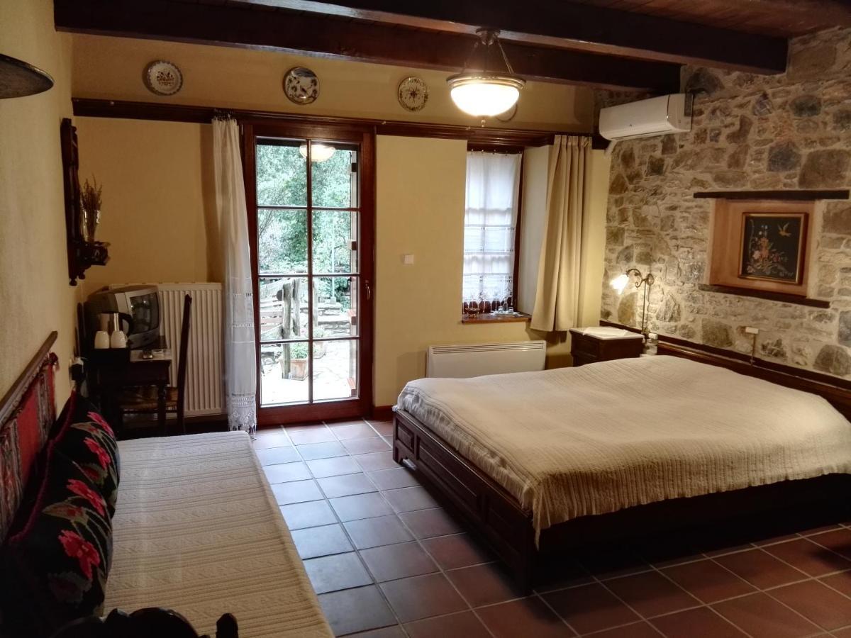 Viraggas Traditional Hotel Vrastama ภายนอก รูปภาพ