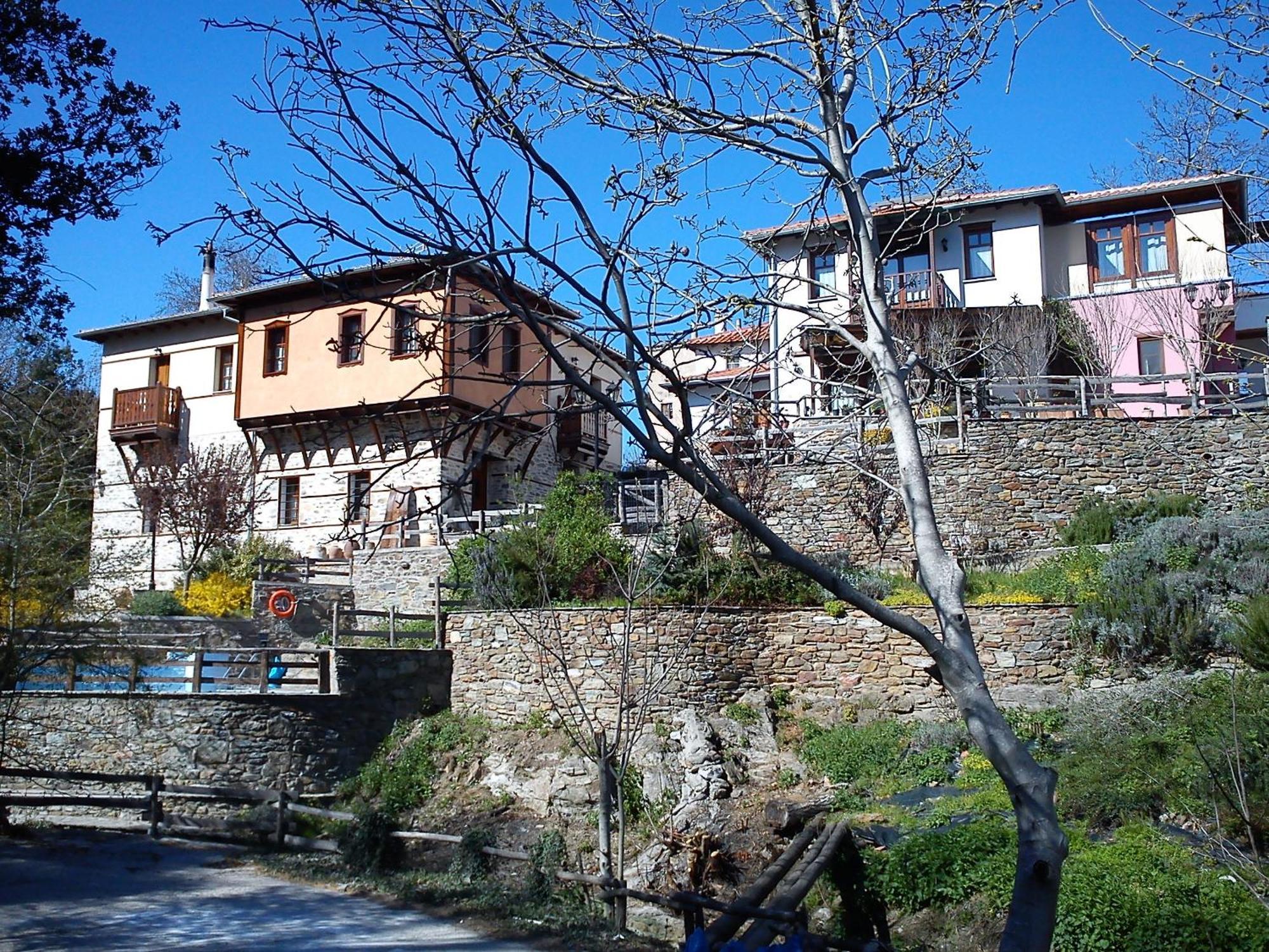 Viraggas Traditional Hotel Vrastama ภายนอก รูปภาพ