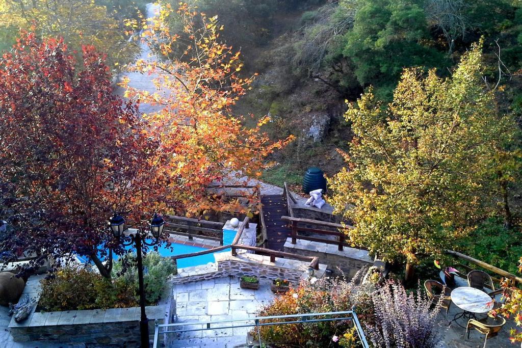 Viraggas Traditional Hotel Vrastama ภายนอก รูปภาพ